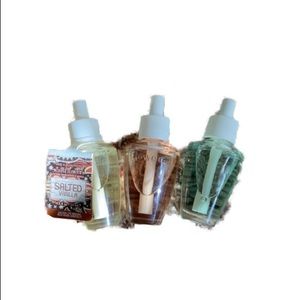 Brand new wallflowers pack of 3